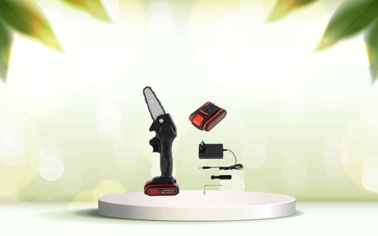 Semplifica la potatura: scopri la mini motosega a batteria per tagli perfetti