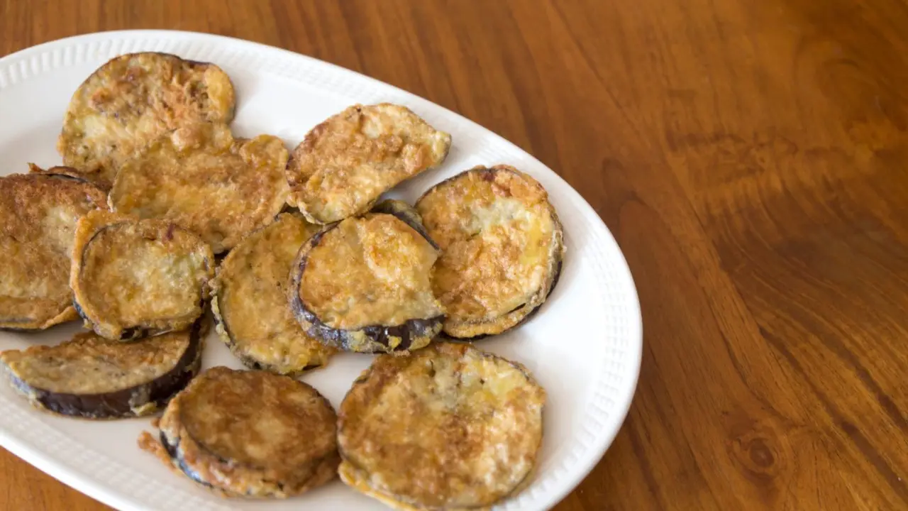 Polpette di melanzane: ecco come farle croccanti fuori e morbide dentro