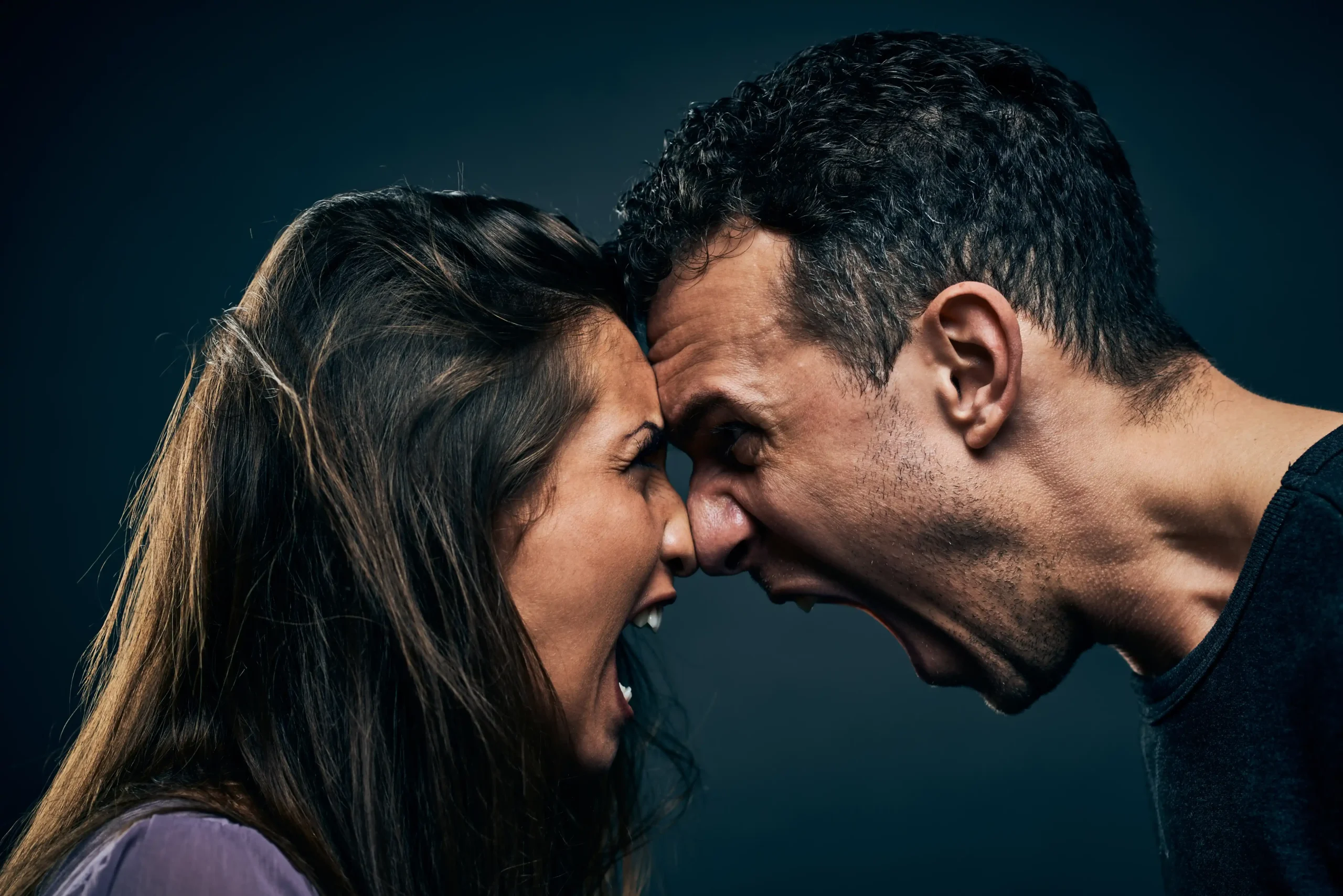 Come scoprire un tradimento: ecco i dettagli che a molti sfuggono